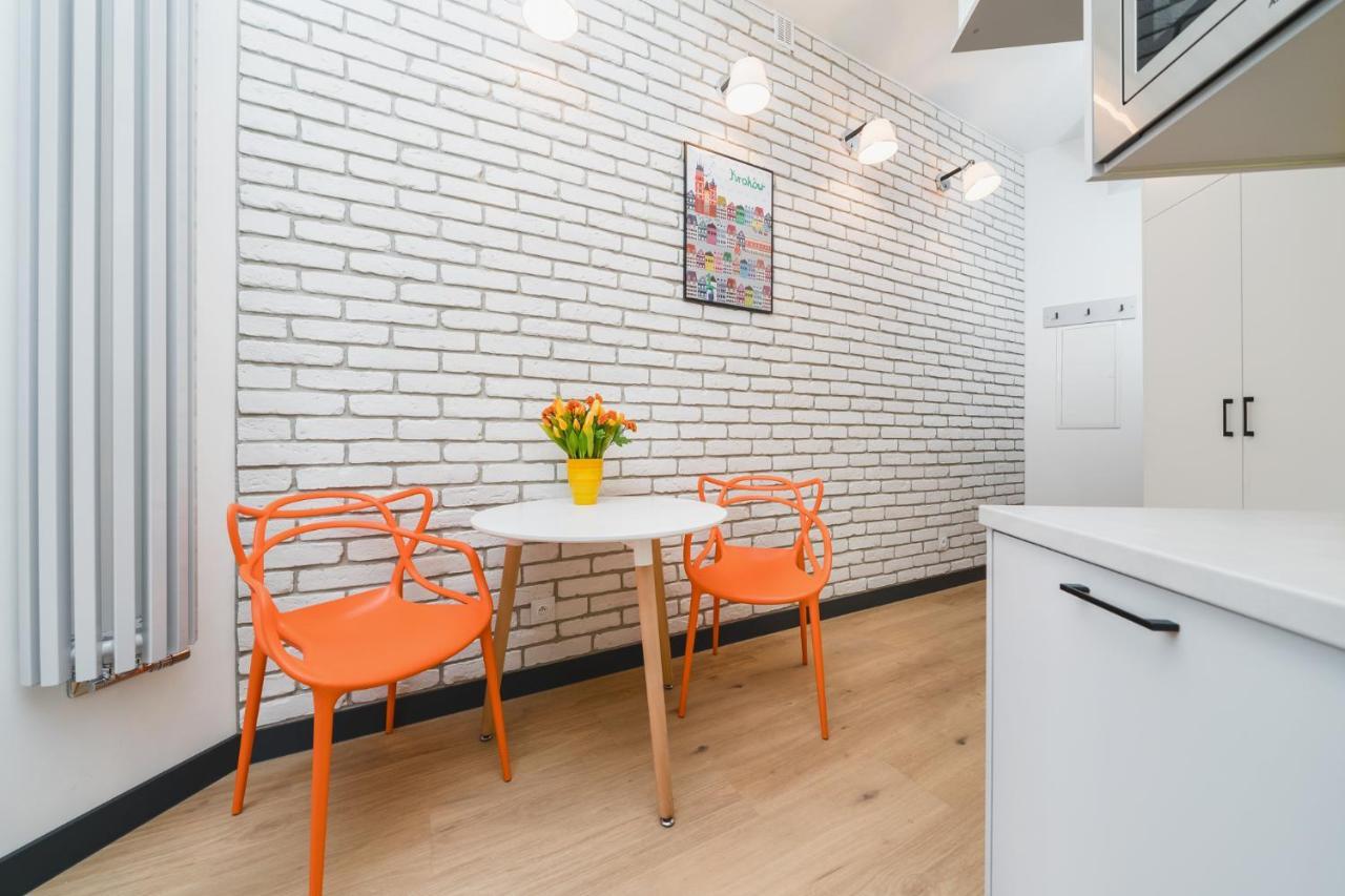 Modern, Well Organised Place In City Centre By Homeclick 크라쿠프 외부 사진